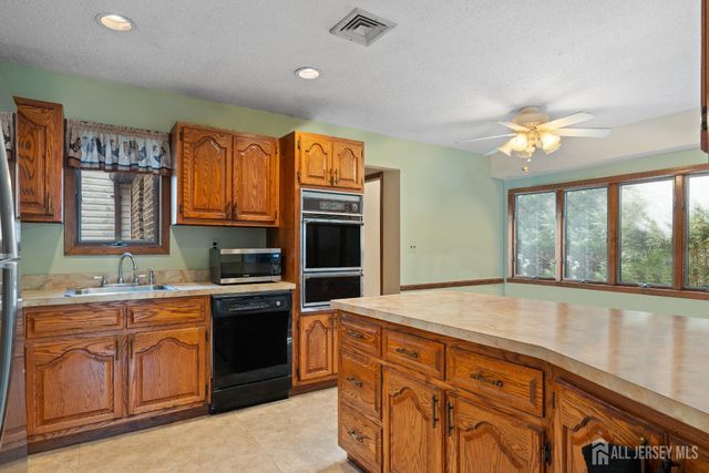 274 Aldrich Road, Howell, NJ 07731