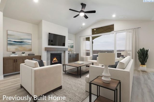 5622 Flathead Ave., Pasco, WA 99301