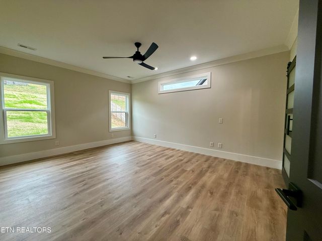 2206 Hickory Crest Lane, Knoxville, TN 37932