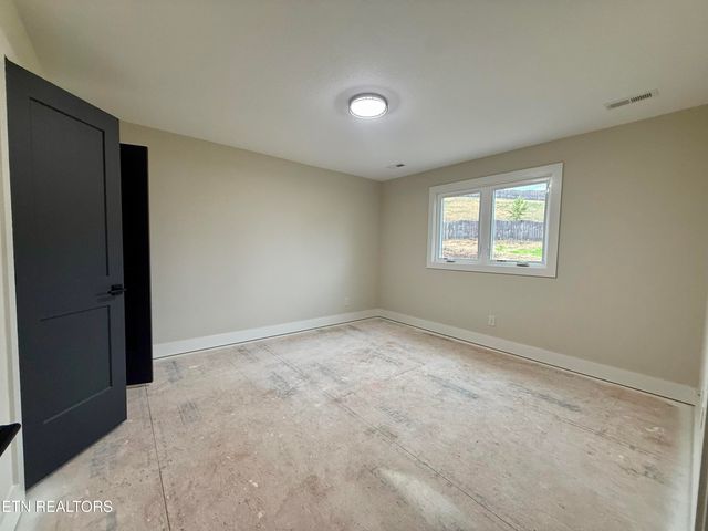 2206 Hickory Crest Lane, Knoxville, TN 37932