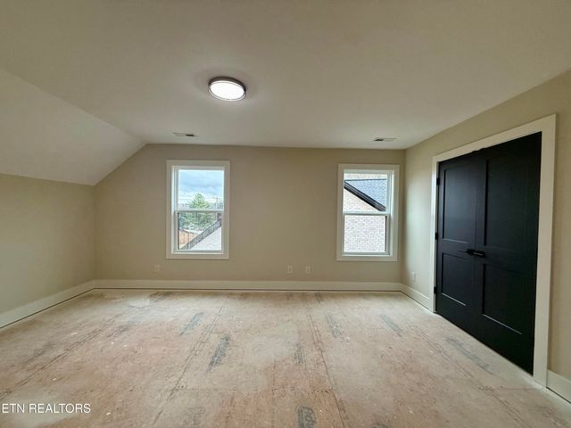 2206 Hickory Crest Lane, Knoxville, TN 37932