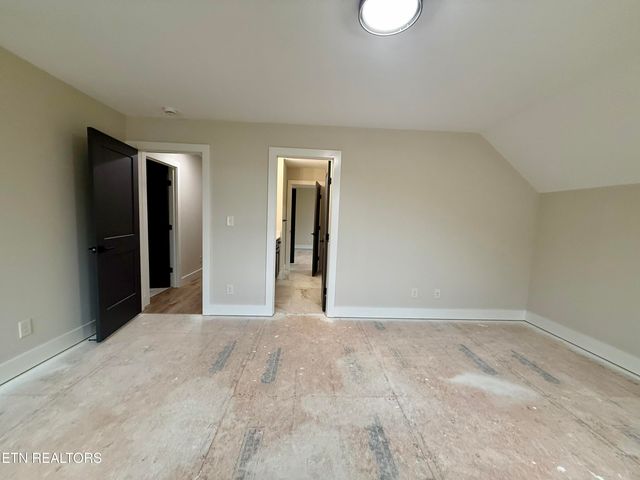 2206 Hickory Crest Lane, Knoxville, TN 37932