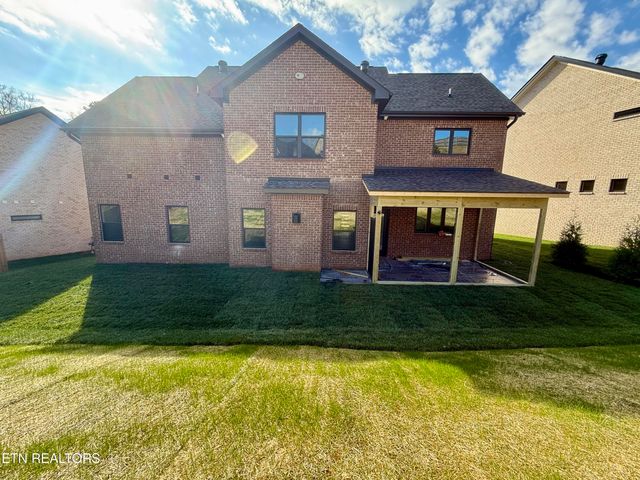 2206 Hickory Crest Lane, Knoxville, TN 37932