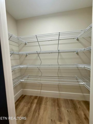 2206 Hickory Crest Lane, Knoxville, TN 37932