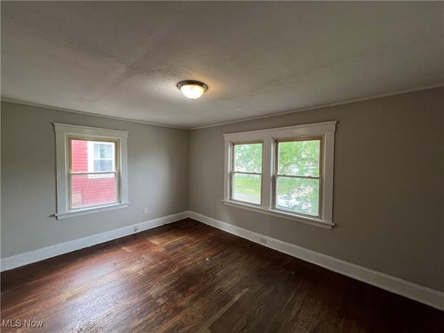 14269 Superior Road, Cleveland Heights, OH 44118