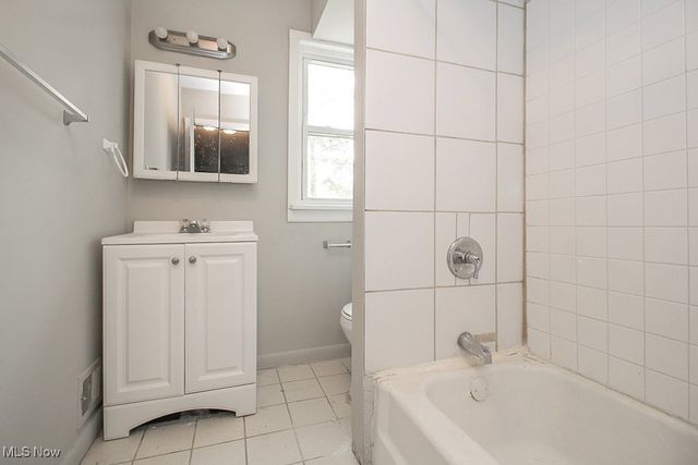 14269 Superior Road, Cleveland Heights, OH 44118