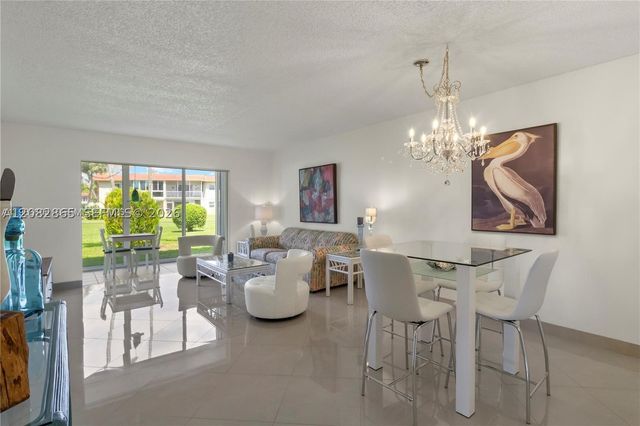3 Abbey Ln 101, Delray Beach, FL 33446