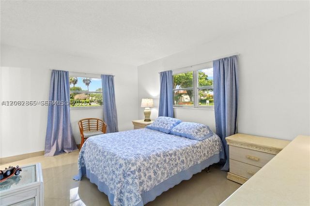 3 Abbey Ln 101, Delray Beach, FL 33446