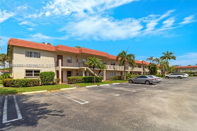 3 Abbey Ln 101, Delray Beach, FL 33446