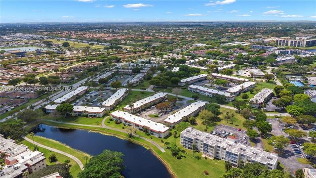 3 Abbey Ln 101, Delray Beach, FL 33446