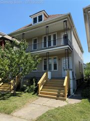 3162 Trowbridge Street, Hamtramck, MI 48212