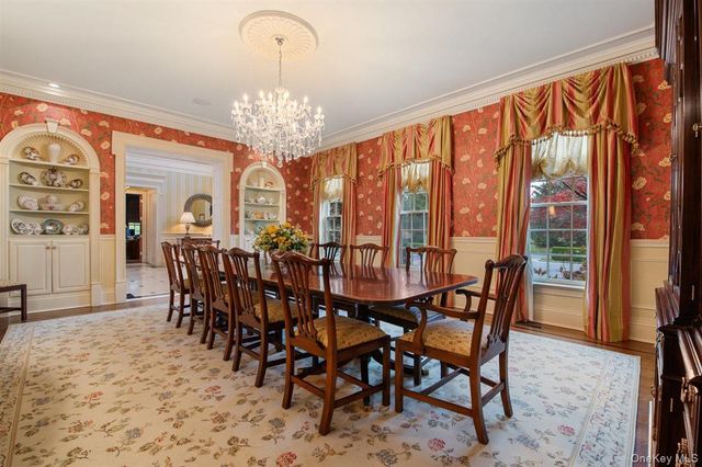 6 La Colline Drive, Mill Neck, NY 11765