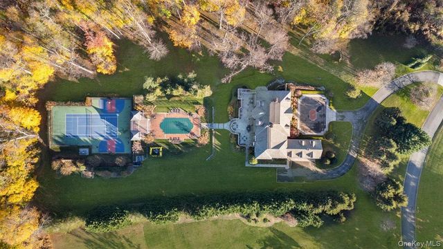 6 La Colline Drive, Mill Neck, NY 11765