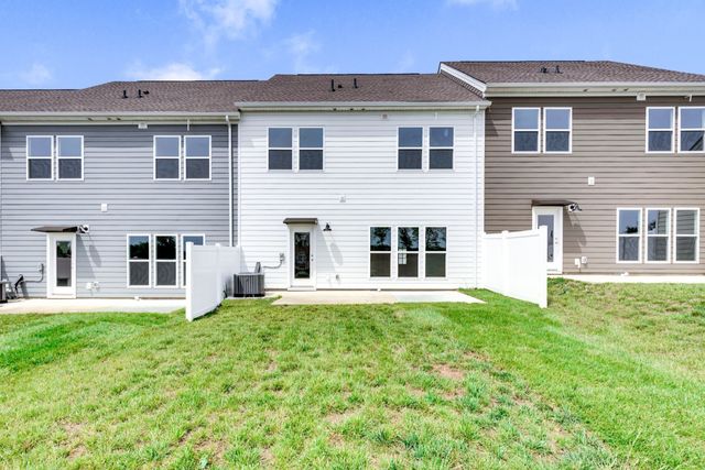 1095 June Wilde Rdg, Spring Hill, TN 37174