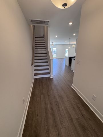 1095 June Wilde Rdg, Spring Hill, TN 37174