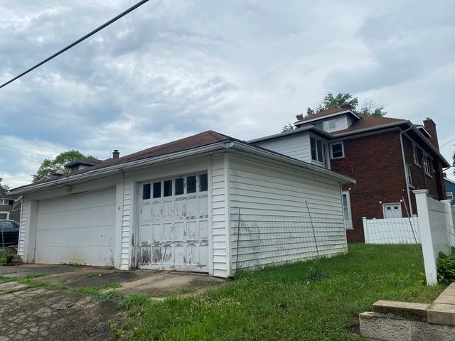 129 Regan Street, Rockford, IL 61107