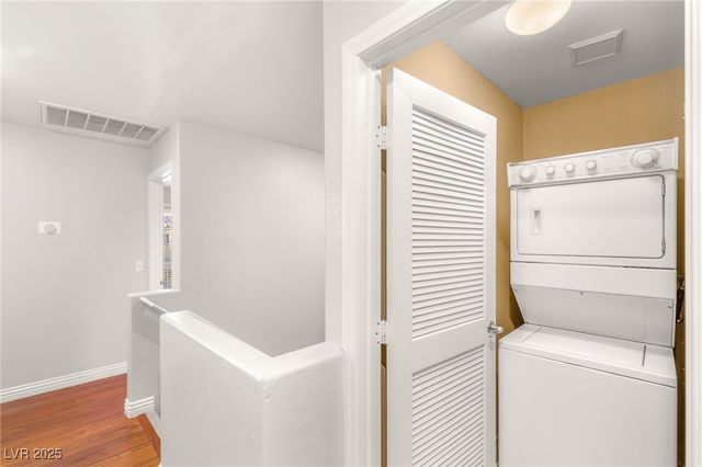 9091 Hombard Avenue, Las Vegas, NV 89148