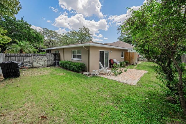 253 PARK CIRCLE S, Dunedin, FL 34698