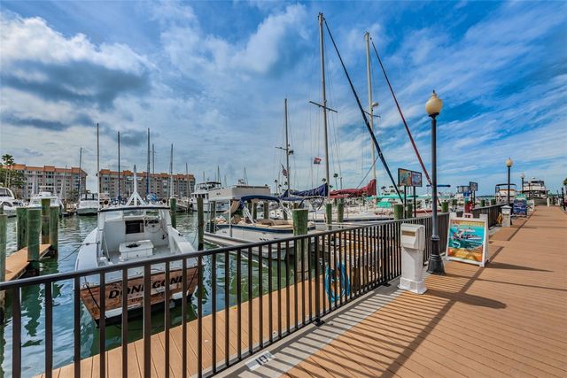 253 PARK CIRCLE S, Dunedin, FL 34698