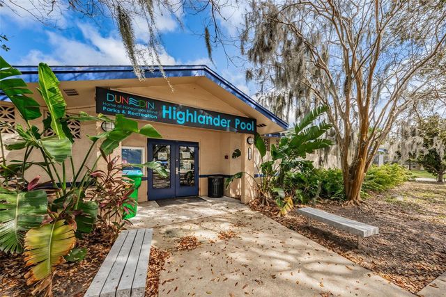 253 PARK CIRCLE S, Dunedin, FL 34698