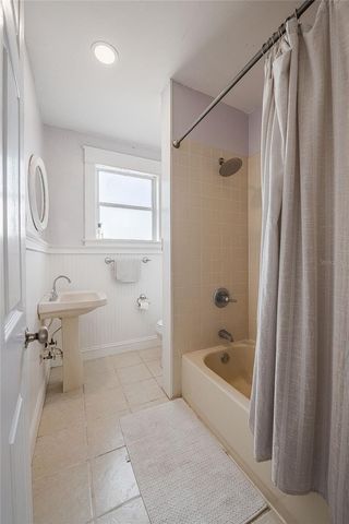 402 E POINSETTIA STREET, Lakeland, FL 33803