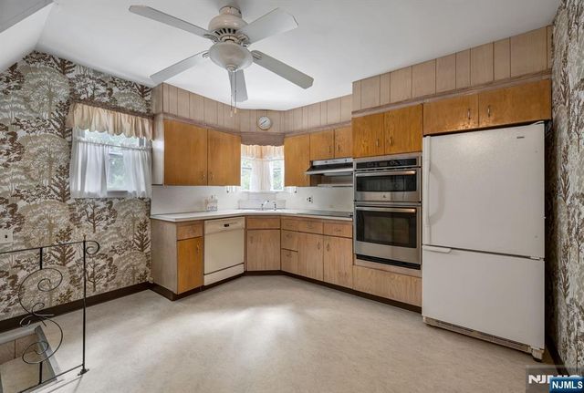 415 N 4th, Hawthorne, NJ 07506