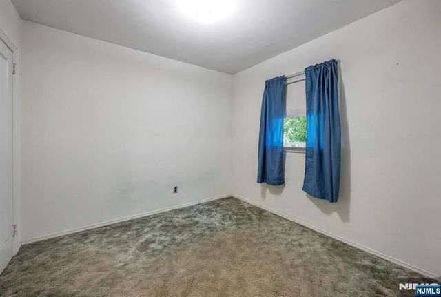 415 N 4th, Hawthorne, NJ 07506