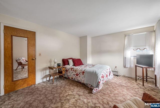 415 N 4th, Hawthorne, NJ 07506