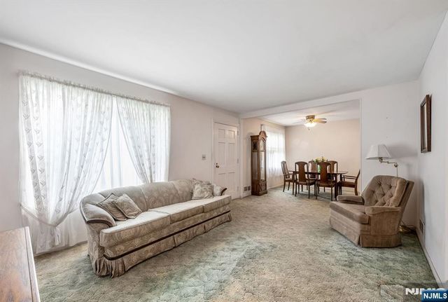 415 N 4th, Hawthorne, NJ 07506