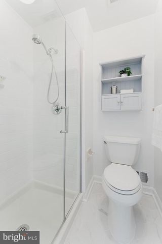 9307 SHARI DR, Fairfax, VA 22032