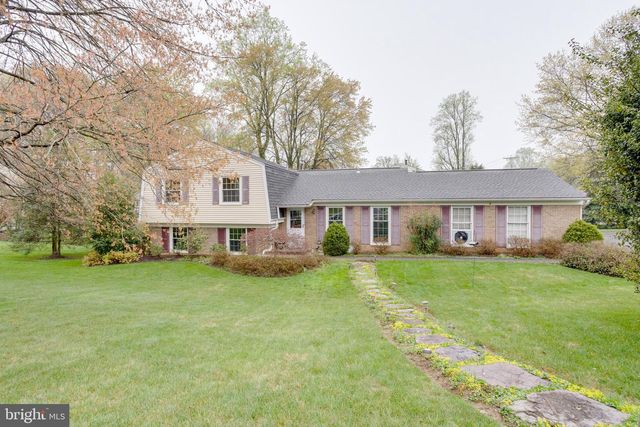 9307 SHARI DR, Fairfax, VA 22032