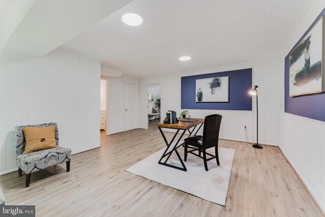 9307 SHARI DR, Fairfax, VA 22032