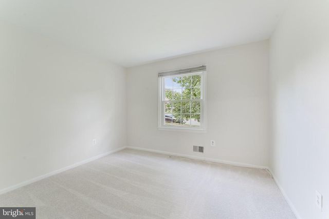 9307 SHARI DR, Fairfax, VA 22032