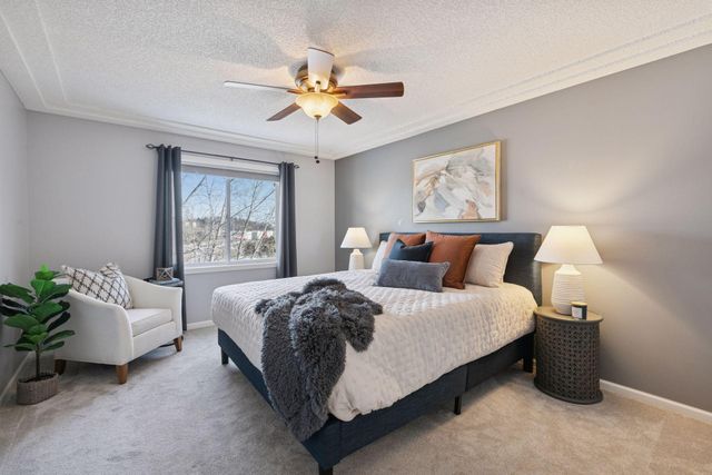 621 Crane Creek Lane, Eagan, MN 55121