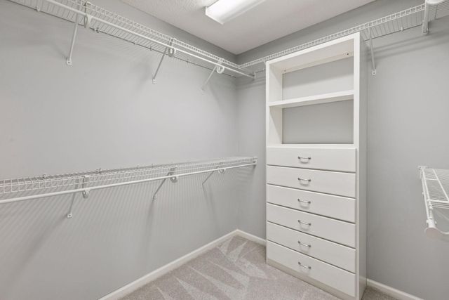 621 Crane Creek Lane, Eagan, MN 55121