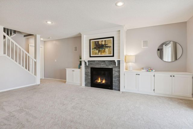 621 Crane Creek Lane, Eagan, MN 55121