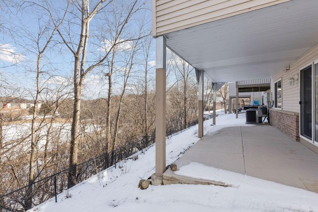 621 Crane Creek Lane, Eagan, MN 55121