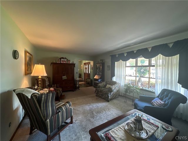8318 Greenview Drive, Rome, NY 13440
