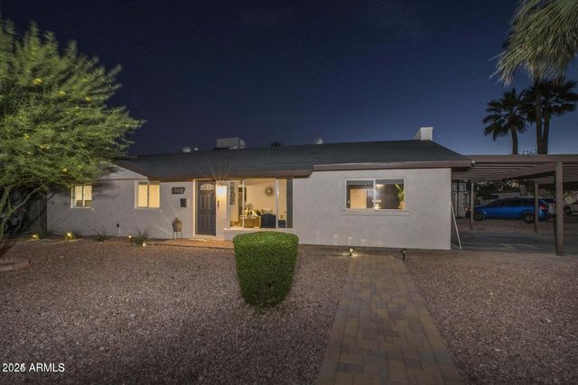8227 E HUBBELL Street, Scottsdale, AZ 85257