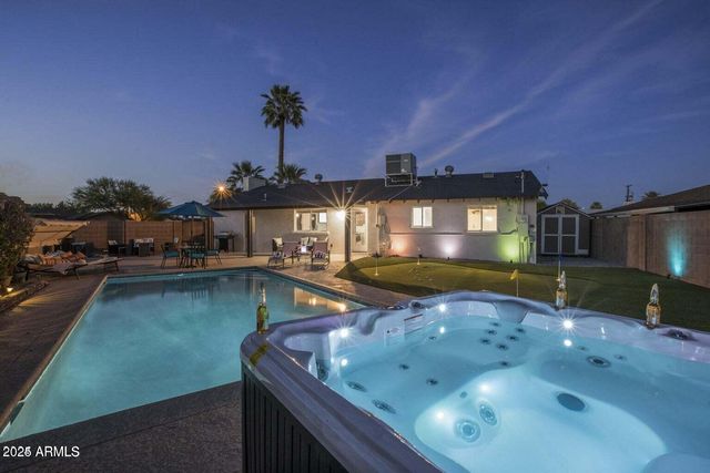 8227 E HUBBELL Street, Scottsdale, AZ 85257