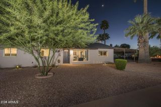 8227 E HUBBELL Street, Scottsdale, AZ 85257