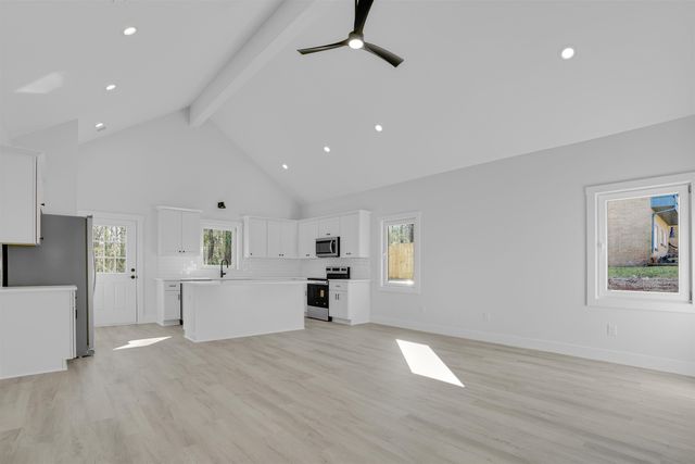 1107 Elmore St, Gaffney, SC 29340