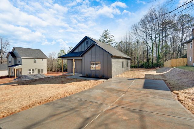 1107 Elmore St, Gaffney, SC 29340