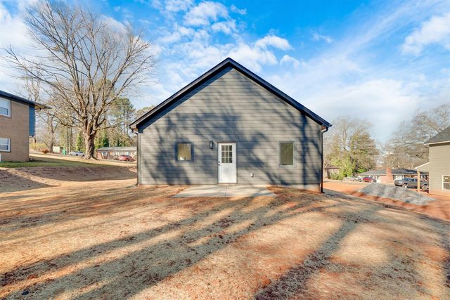 1107 Elmore St, Gaffney, SC 29340