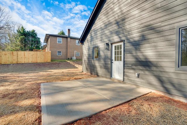 1107 Elmore St, Gaffney, SC 29340