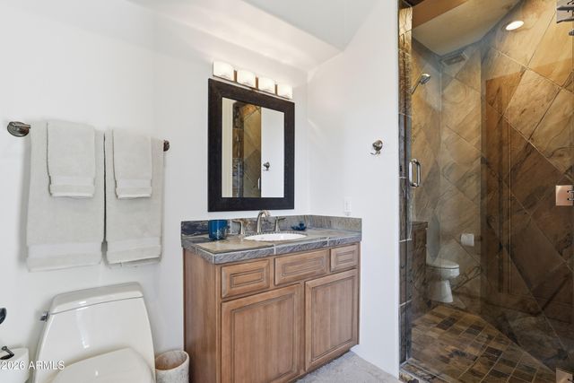 5678 E CHENEY Drive, Paradise Valley, AZ 85253