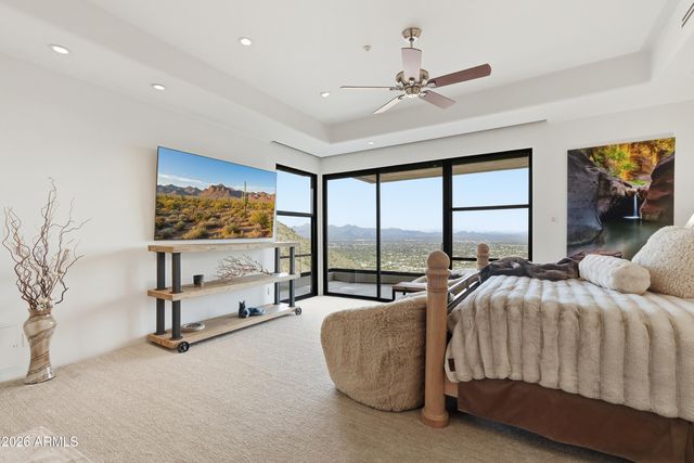 5678 E CHENEY Drive, Paradise Valley, AZ 85253