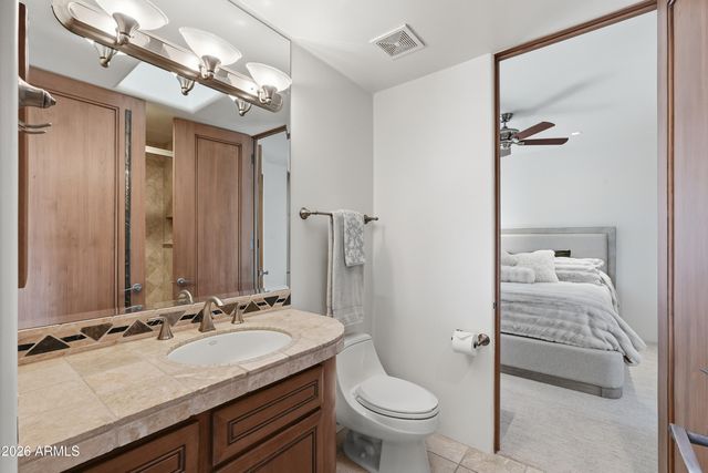 5678 E CHENEY Drive, Paradise Valley, AZ 85253