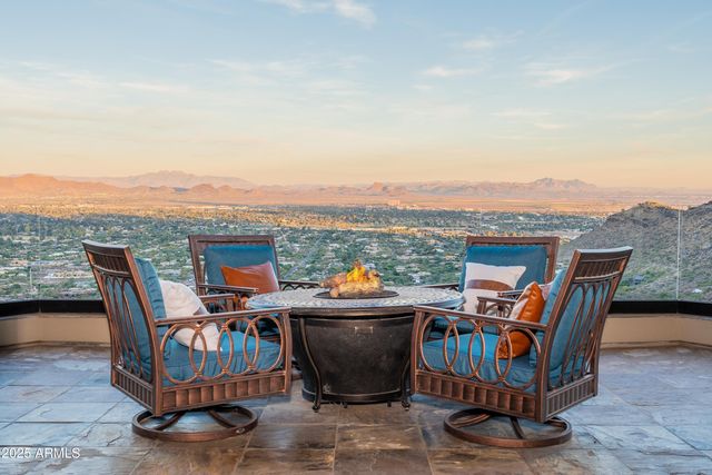 5678 E CHENEY Drive, Paradise Valley, AZ 85253