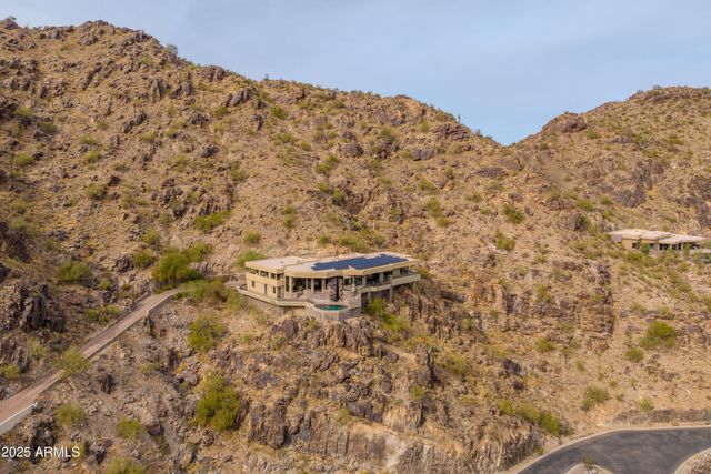 5678 E CHENEY Drive, Paradise Valley, AZ 85253